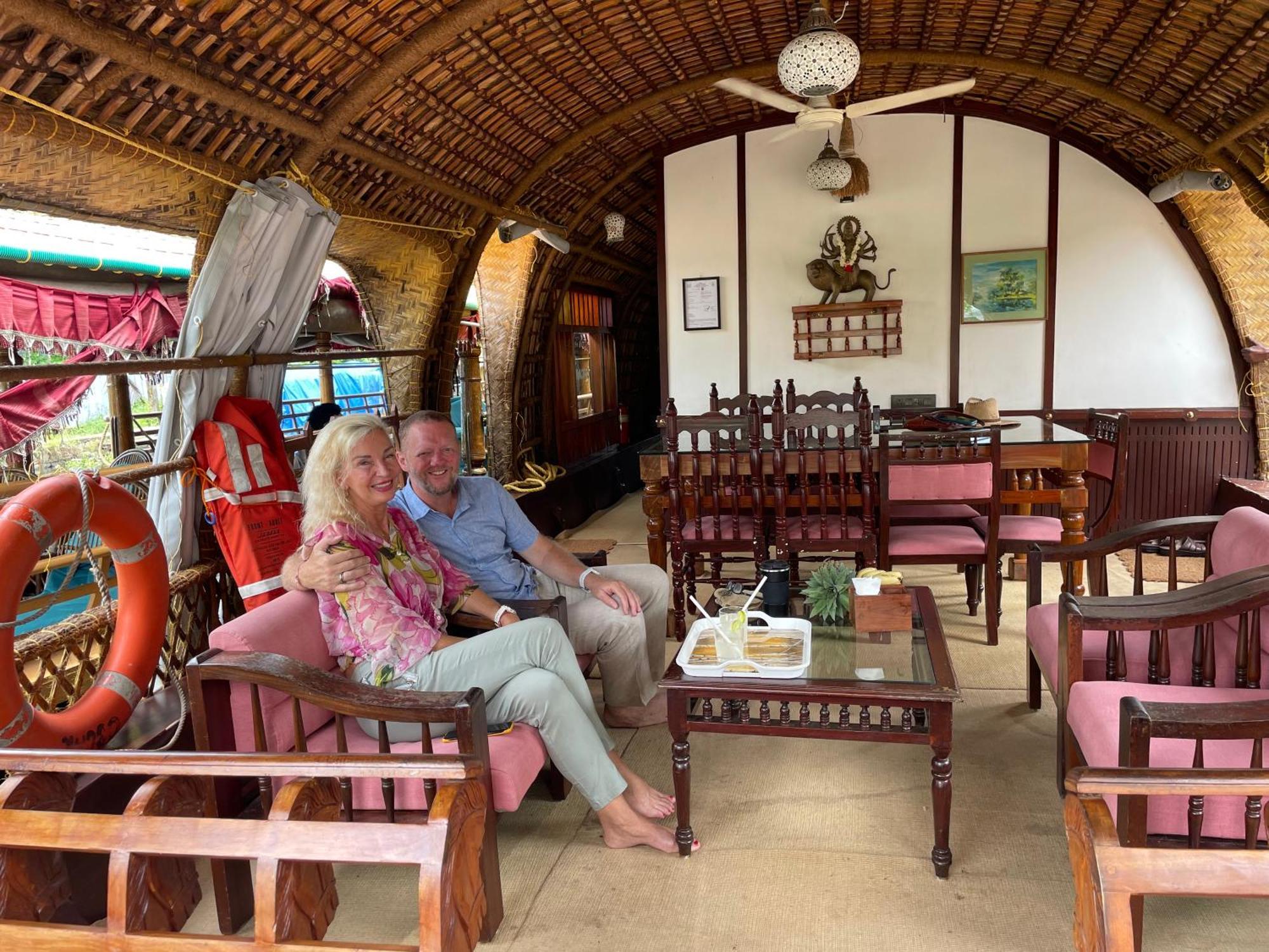 Готель Thara'S Houseboat Alappuzha Екстер'єр фото